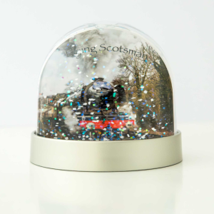 Snow Globe Flying Scotsman back