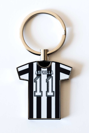 T-shirt Keyring Asprilla No11, Newcastle United Football Club, NUFC, Geordie, St. James Park, Newcastle upon Tyne, Geordie Gift, Newcastle Gift, Newcastle souvenir, League Cup, Carabao Cup, Retro t-shirt, Kevin Keegan, Andy Cole, Alan Shearer, 1995-96 Retro Shirt
